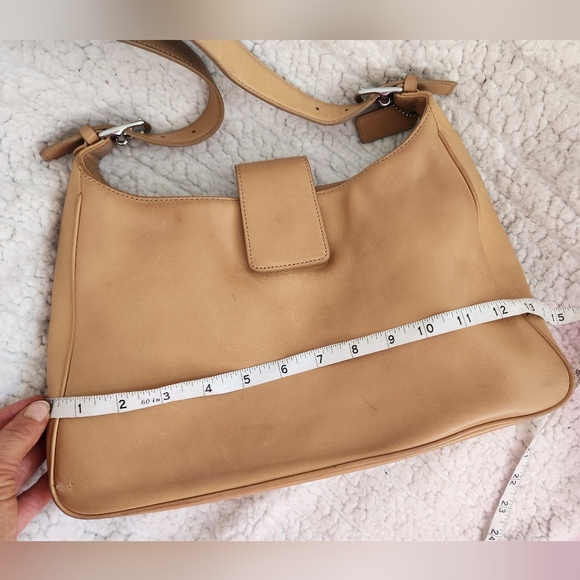Vintage Coach  Tan Shoulder Bag - Picture 13 of 14